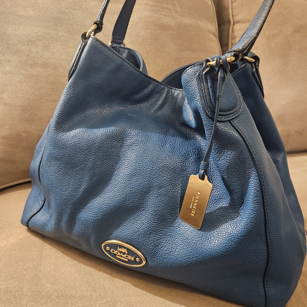 Coach / Handbag